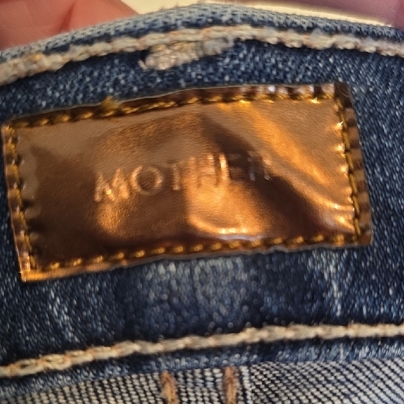 MOTHER The Weekender Fray Jeans in Walking On Coals - Picture 3 of 10